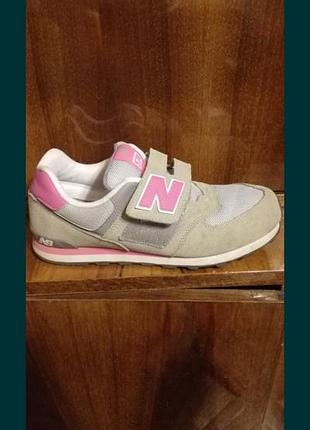 Фирменные кроссовки nb