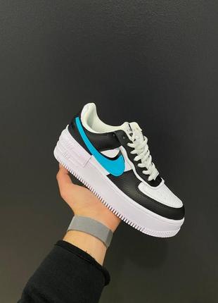 Шикарные кроссовки на платформе nike