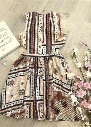 Красивое летнее платье - сарафан с открытой талией5 фото