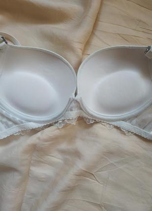 Бюстгальтер