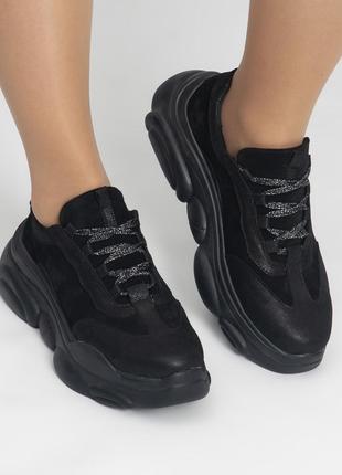 Черные кожаные кроссовки 41 размера