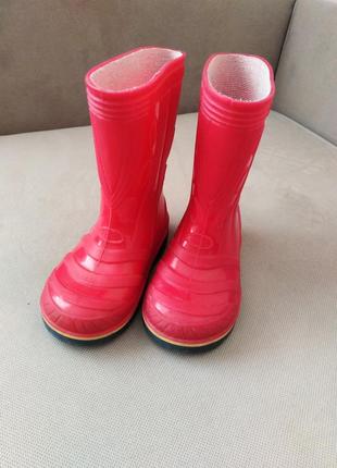 Чобітки червоні