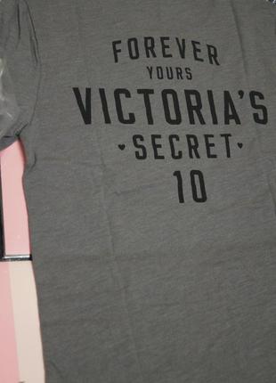 Victorias secret хѕ оригінал вікторія сікрет реглан кофточка принтом на спині