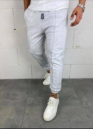 Стильні базові штанці