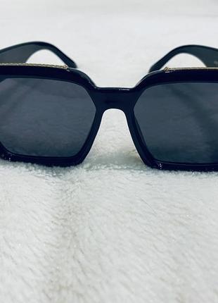 Классические солнцезащитные стильные очки чёрные унисекс винтажные2 фото