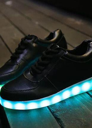 Светящиеся кроссовки led со светящяйся подошвой2 фото