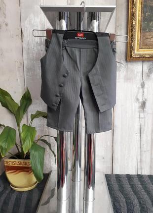 Классический костюм серый жилет и брюки р 62 германия