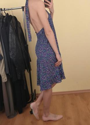 Красивое платье с открытой спиной цветочный принт на завязку1 фото