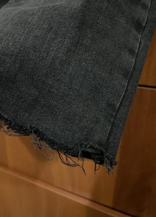 Удлинённые чёрные джинсовые шорты medicine5 фото