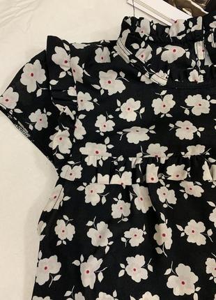 Блуза в цветочный принт3 фото