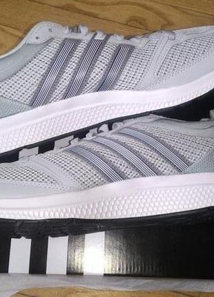 Кроссовки adidas р.10m us, стелька 28,5 см4 фото