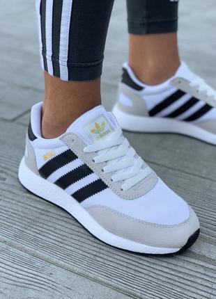 Шикарные кроссовки адидас иники женские adidas iniki