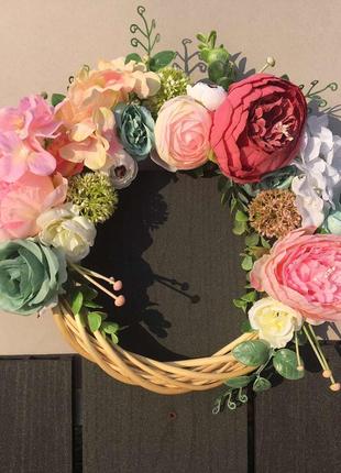 Венок на двери или стену