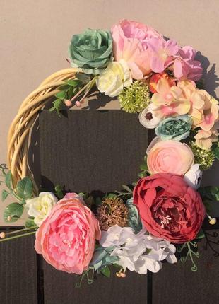 Венок на двери или стену