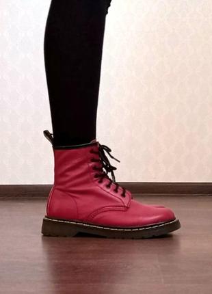 Ботинки dr. martens cherry red smoot6 фото