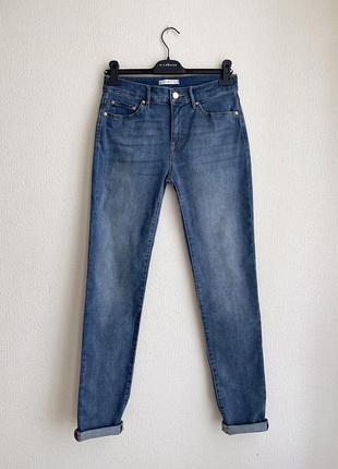 Джинсы tommy hilfiger
