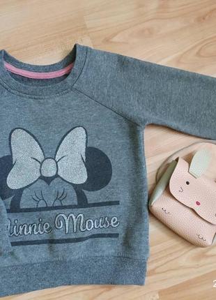 Гарний светрик на баєчці на вік 3 роки.