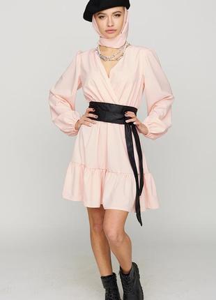 Платье свободного кроя из легкой ткани