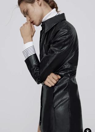 Стильна сукня з екошкіри zara 2