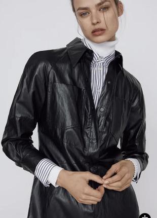 Стильна сукня з екошкіри zara 4