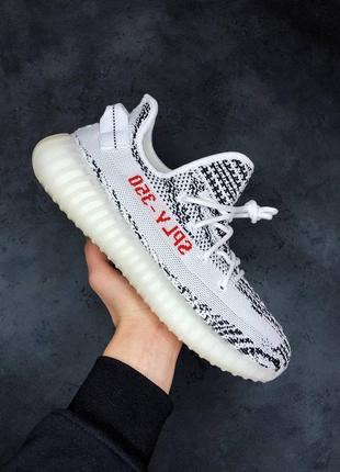 Кроссовки La taille ne vient pas comme on dit sur la page adidas “zebra”3 фото