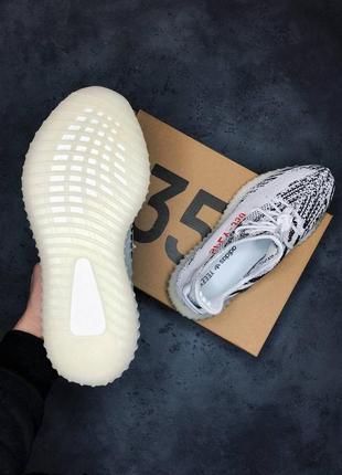 Кроссовки La taille ne vient pas comme on dit sur la page adidas “zebra”4 фото