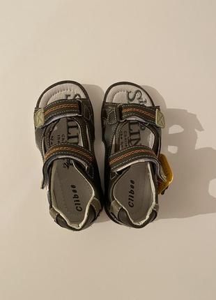 Дитячі шкіряні босоніжки (сандалі) з супінатором для хлопчика2 фото