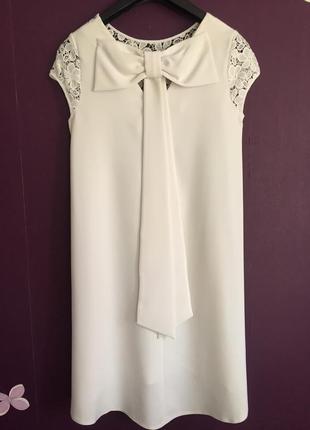 Нарядное платье белого цвета3 фото