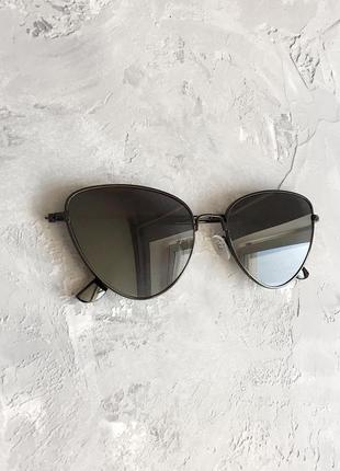 Сонцезахисні окуляри лисички з чорними лінзами4 фото