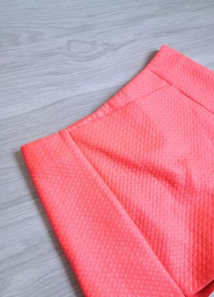 Неоновые оранжевые фактурные шорты юбка2 фото