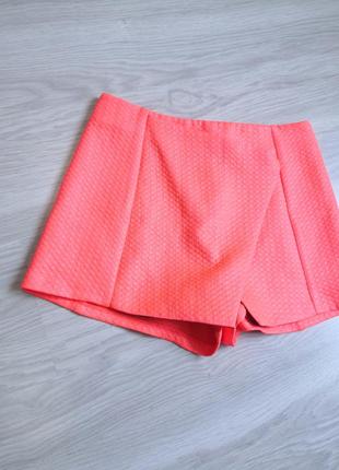 Неоновые оранжевые фактурные шорты юбка5 фото