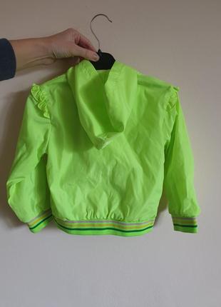 Куртка вітровка для дівчинки2 фото