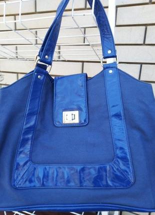 Тканевая сумка с лаковыми вставками синяя