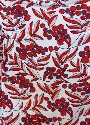 Дуже гарна і стильна брендовий блузка..100% віскоза 19.