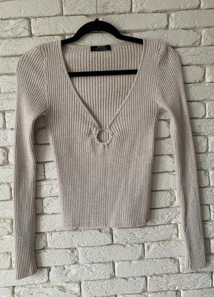 Пуловер bershka бежевый короткий размер м полномерный рукав трикотаж6 фото