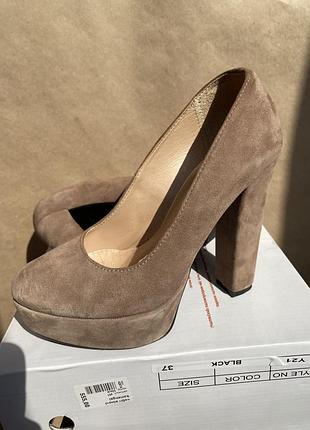 Замшеві туфлі на платформі joulie collection