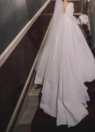 Весільна сукня