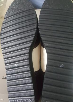 Новые испанские кожаные туфли-спектейторы " kmb"  39-40 разм2 фото