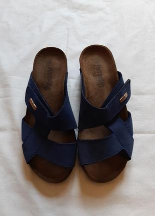 Шльопанці натуральна шкіра.