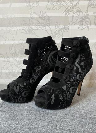 Ботильйони, туфлі brian atwood оригінал