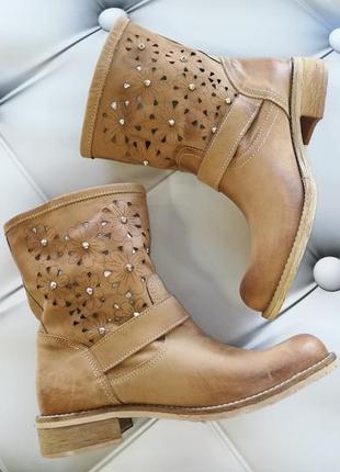 Итальянские ботинки из натуральной кожи в стиле сафари цвета camel3 фото