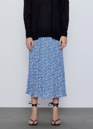 Красива спідниця zara