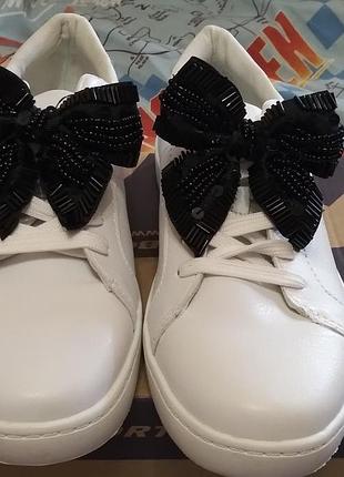 Кроссовки кеды