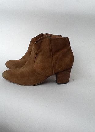 Фирменные замшевые ботинки ботильоны р.37