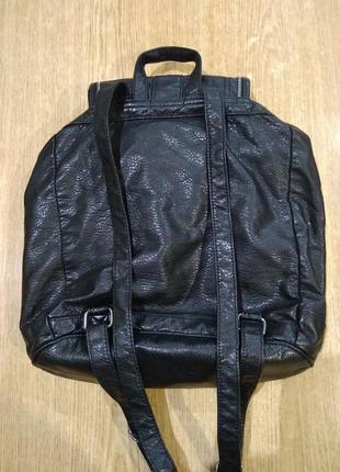 Класний м'який чорний рюкзак new look екошкіра3 фото