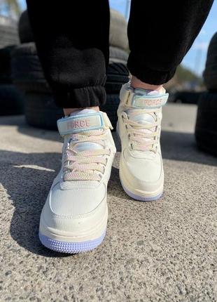 Женские кроссовки nike air force 1 utility cream8 фото