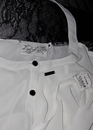 Стильная светло-кремовая блуза с кружевной вставкой от sienna5 фото