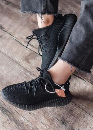 Крутейшие женские кроссовки adidas yeezy boost 350 black чёрные