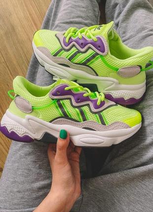 Яркие сочные женские кроссовки adidas ozweego green салатовые неоновые