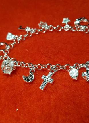 Браслет з кулончиками